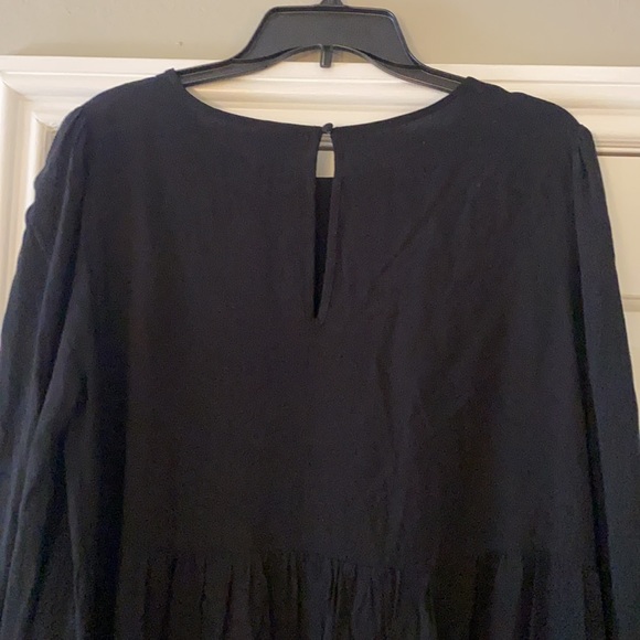 Black dress - Picture 5 of 6